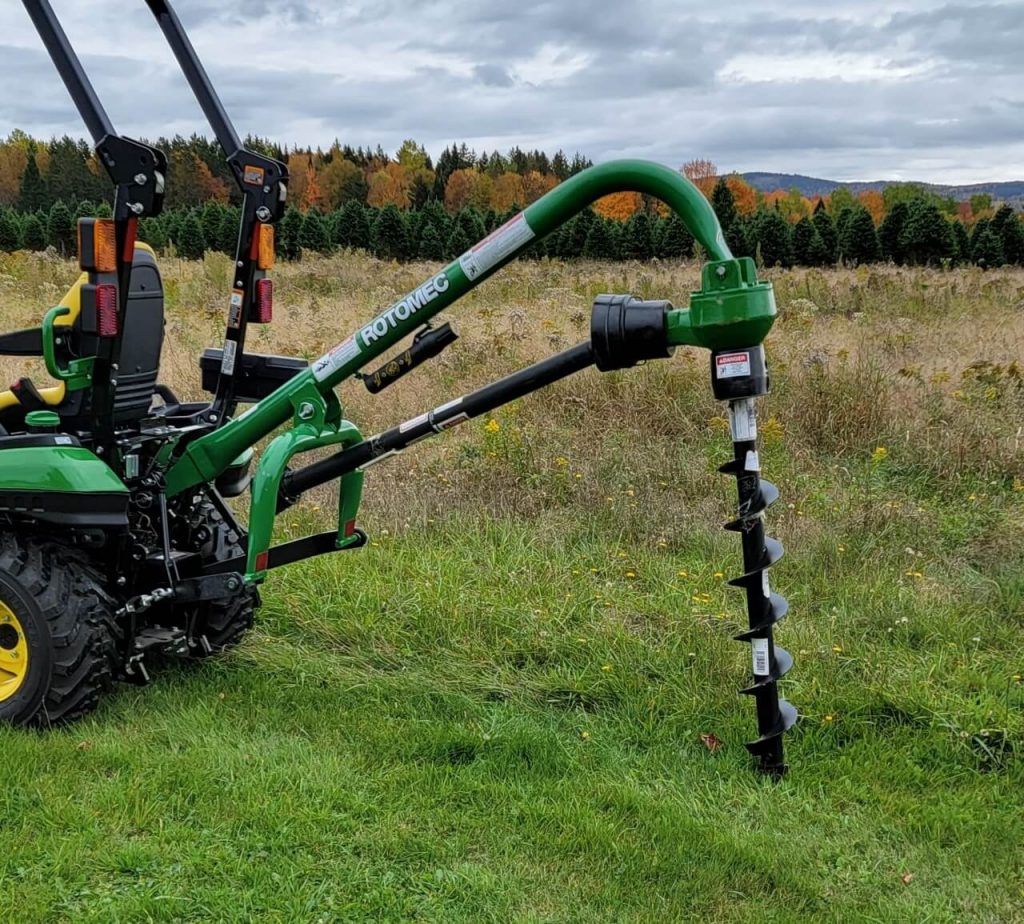Location sur 3 points - Location tarière tracteur Estrie